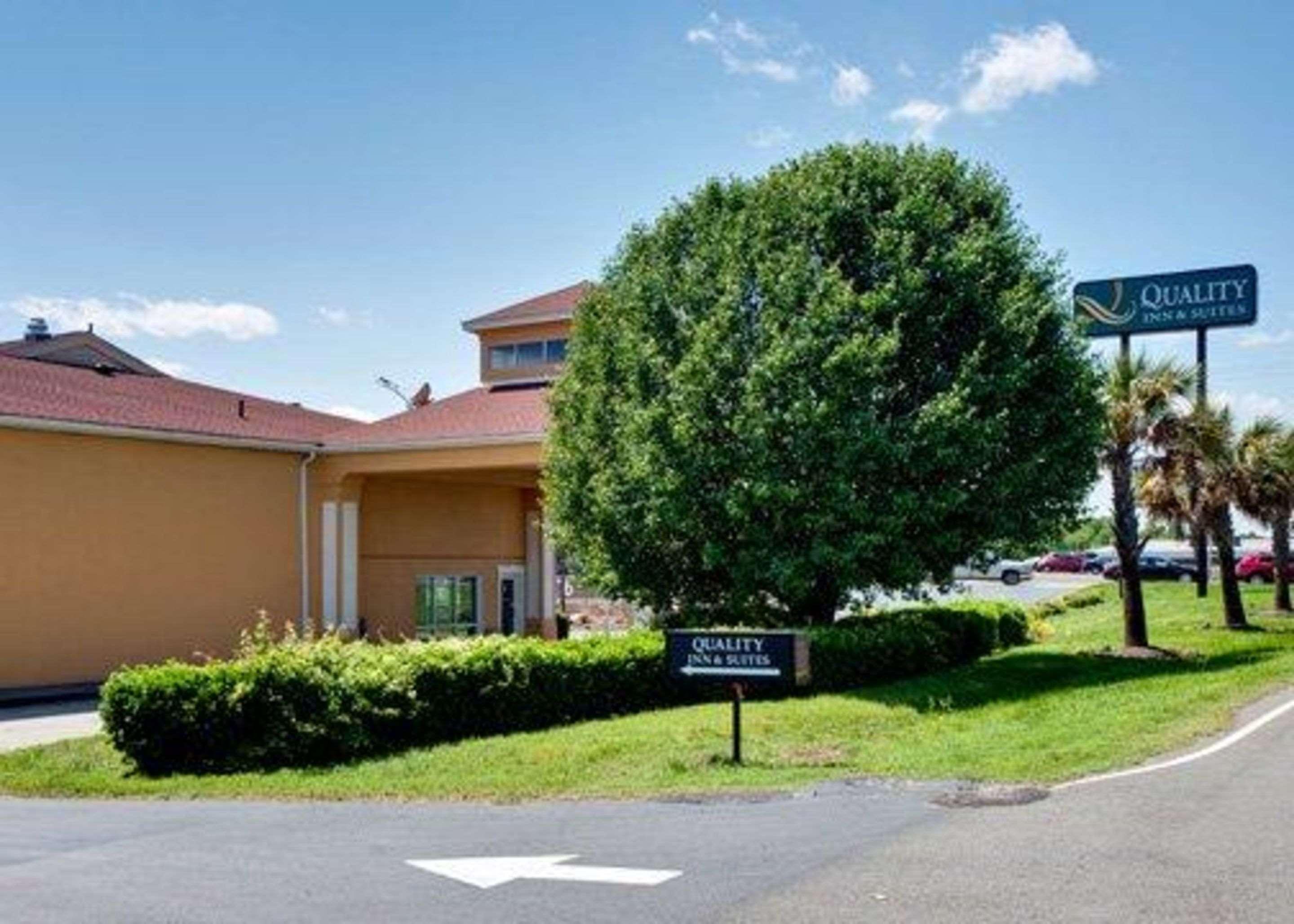 Quality Inn & Suites Monroe Dış mekan fotoğraf