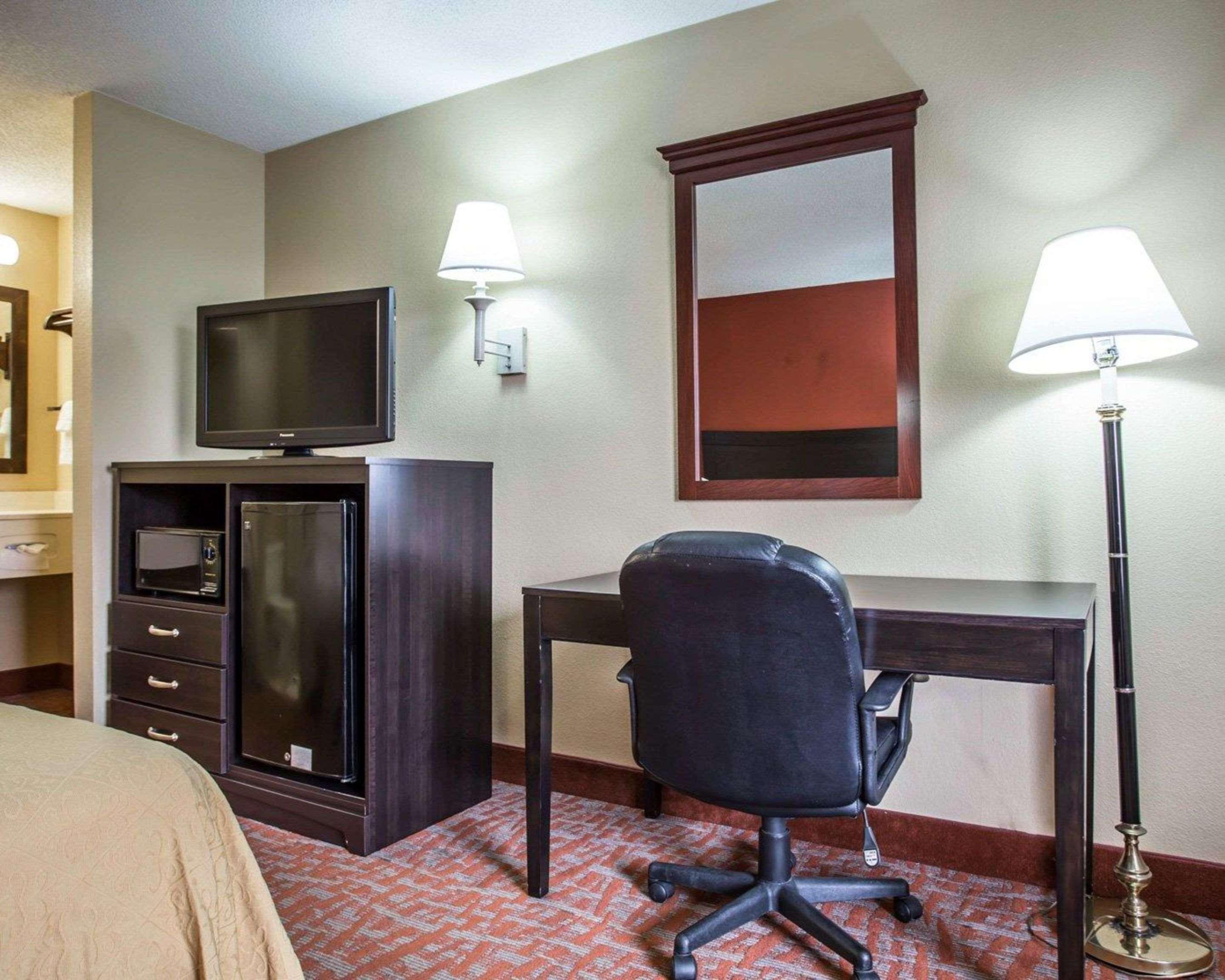 Quality Inn & Suites Monroe Dış mekan fotoğraf