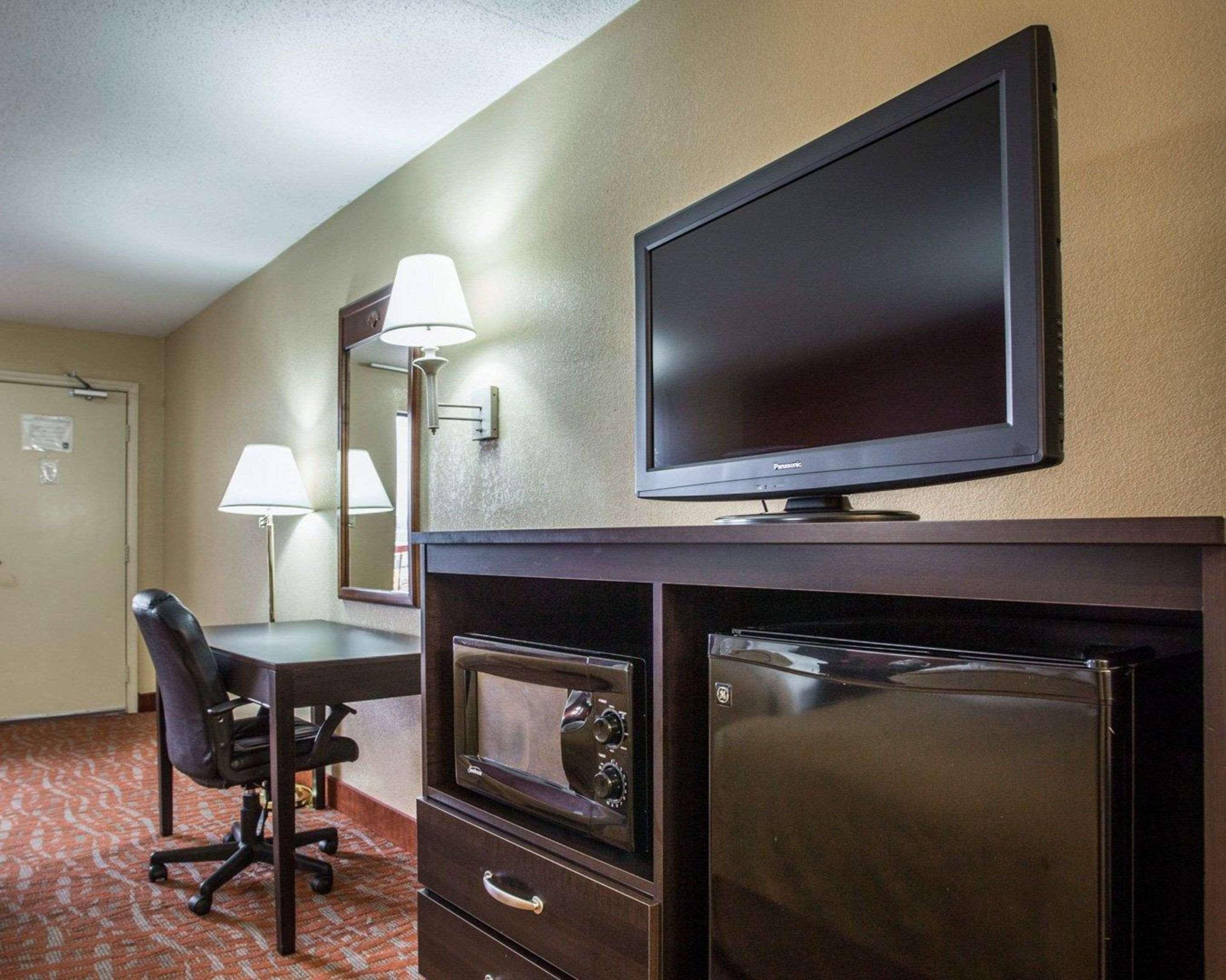 Quality Inn & Suites Monroe Dış mekan fotoğraf