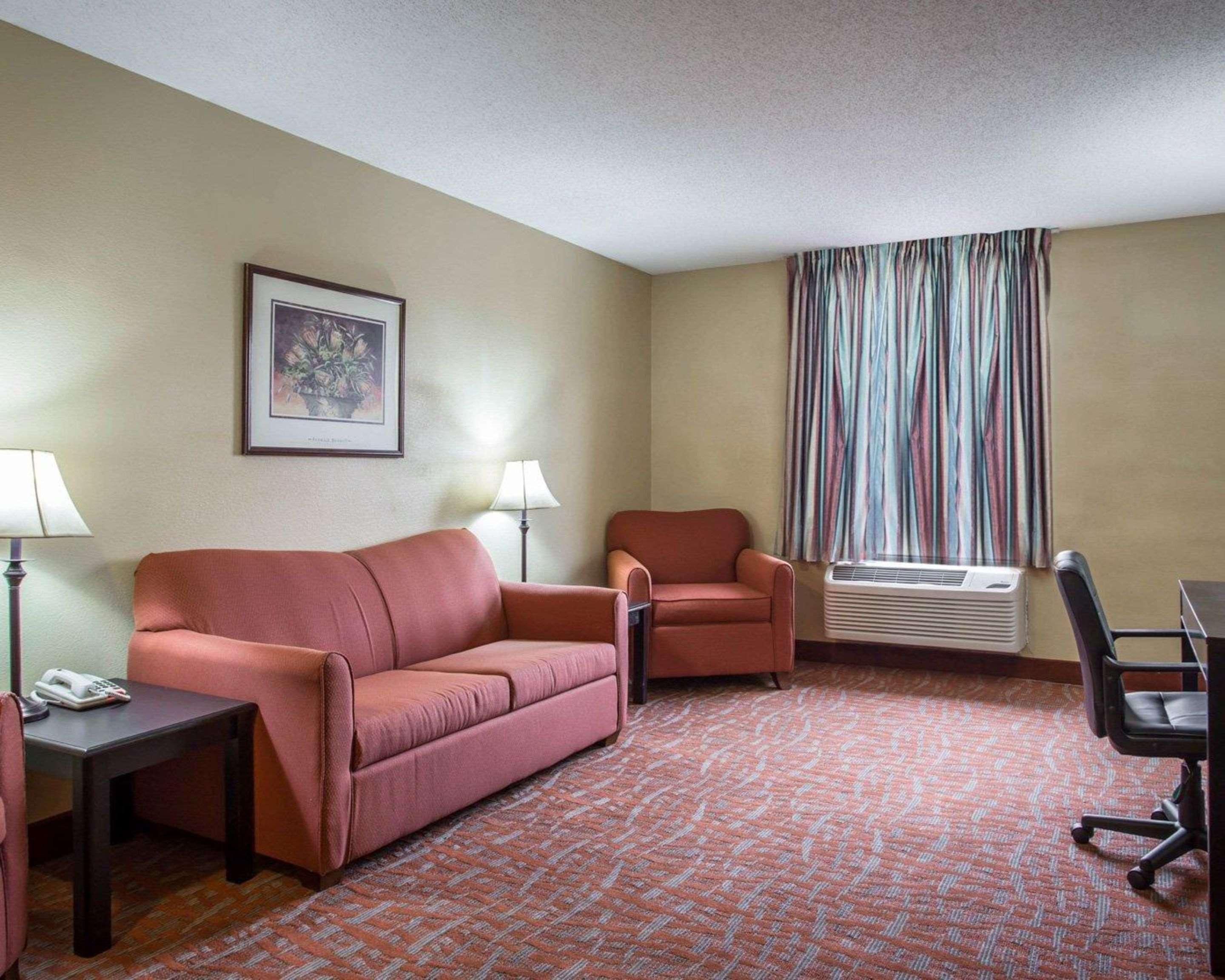 Quality Inn & Suites Monroe Dış mekan fotoğraf